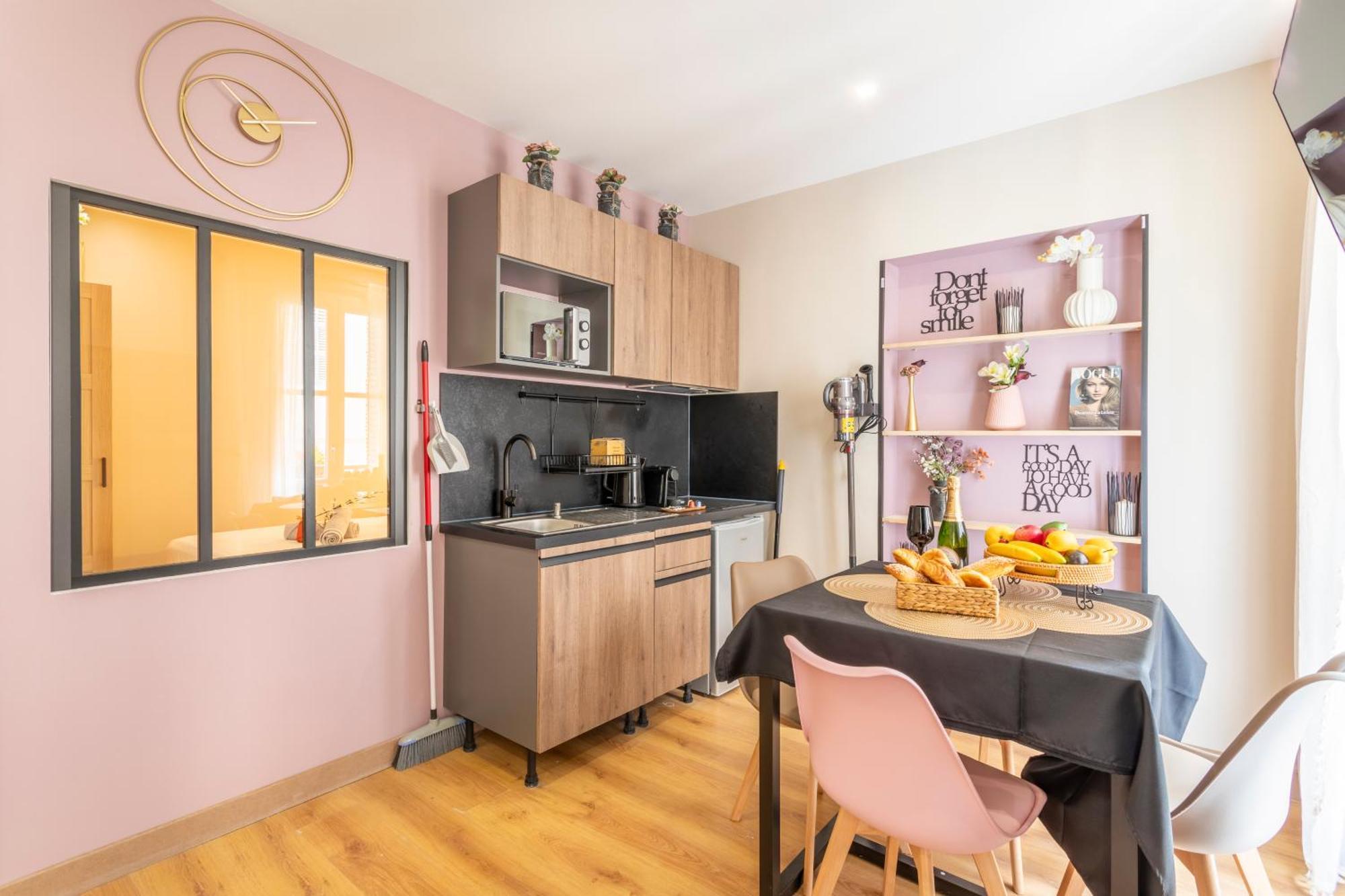 Adira Marseille Montgrand 2 Etoiles Apartment Luaran gambar