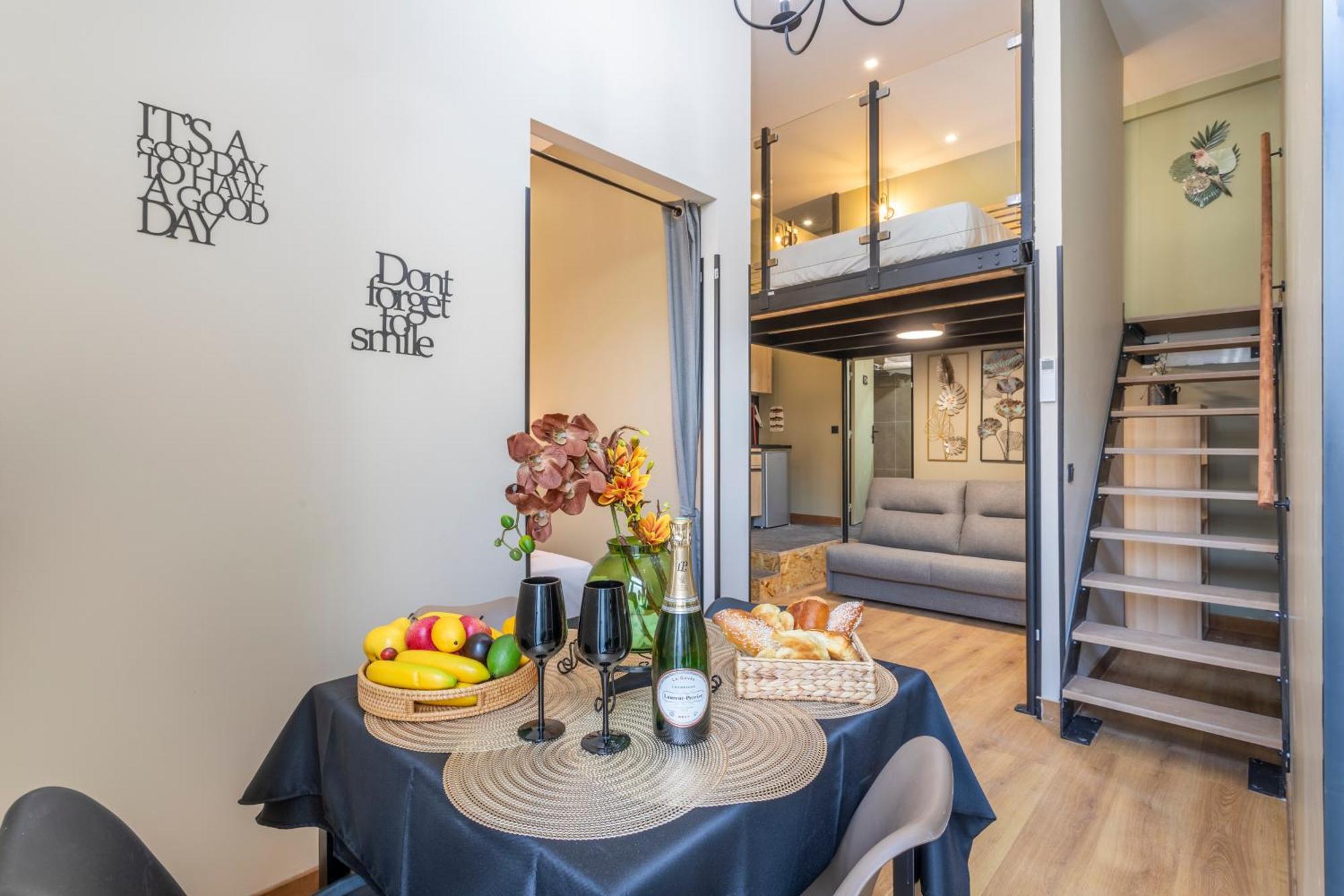 Adira Marseille Montgrand 2 Etoiles Apartment Luaran gambar