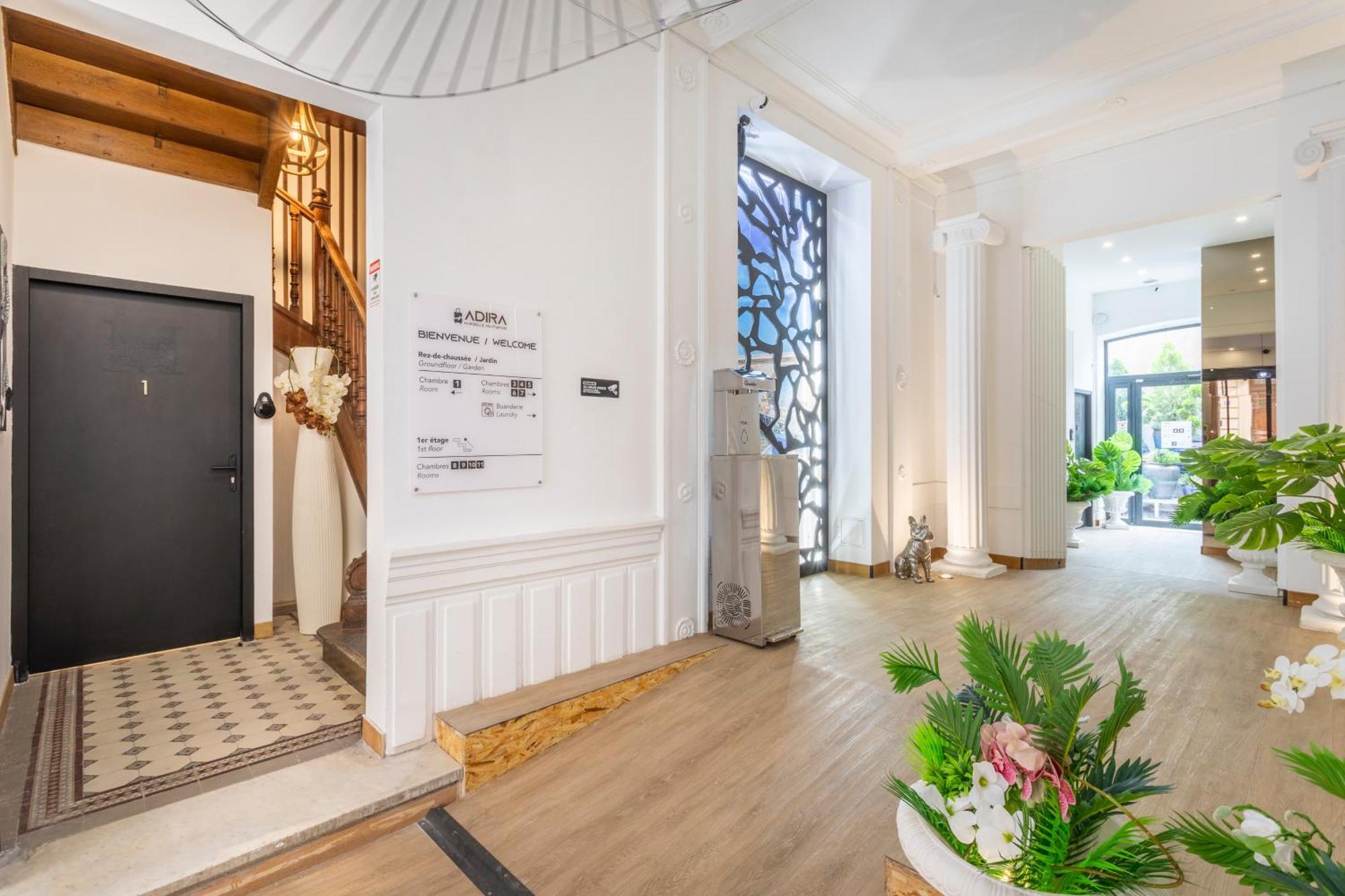 Adira Marseille Montgrand 2 Etoiles Apartment Luaran gambar