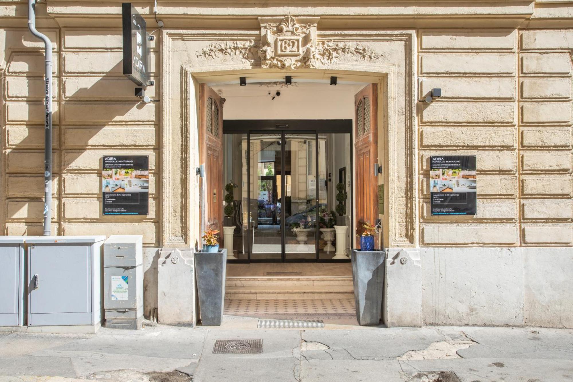 Adira Marseille Montgrand 2 Etoiles Apartment Luaran gambar